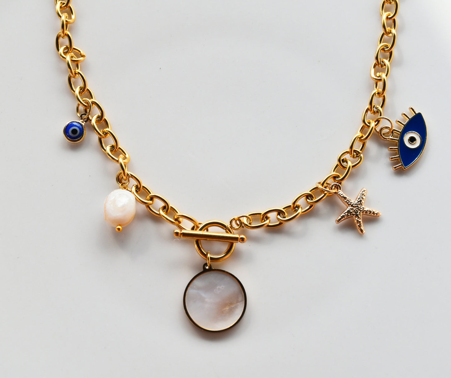 COLLIER MUSE